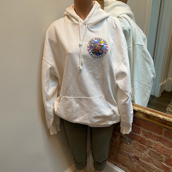 brandy melville chill since 1993 moletom com capuz